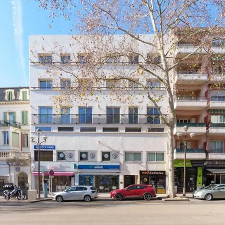 Centre A 5 Mn A Pied Du Palais Et Plages Apartment